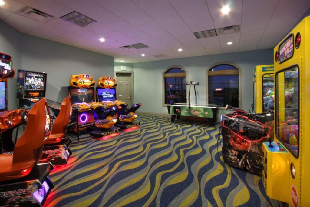 Close To Disney & Other Theme Parks,Private Heated Poolspa, Bbq & Game Rm Kissimmee Exterior photo